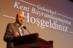 وزير الدفاع التركي: تركيا تدفع ثمن تحالف أمريكا مع فصيل كردي سوري